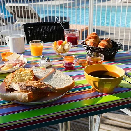 Petit Dej Ille De Re Sainte-Marie-de-Re